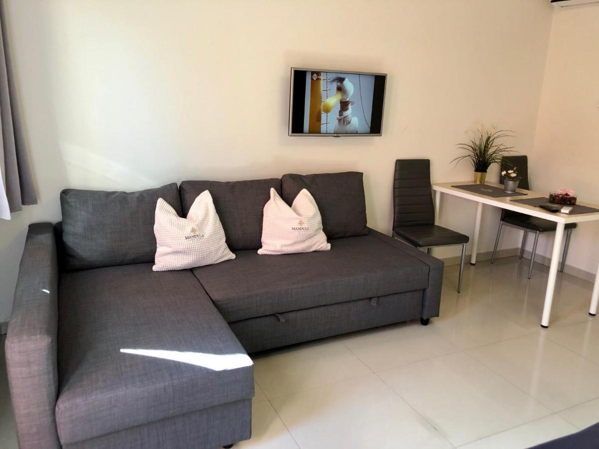 Mandula Apartman Cegléd Buitenkant foto